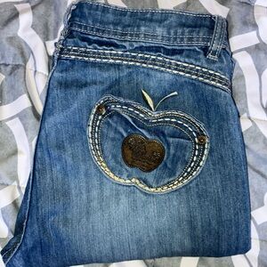 Apple bottom jeans